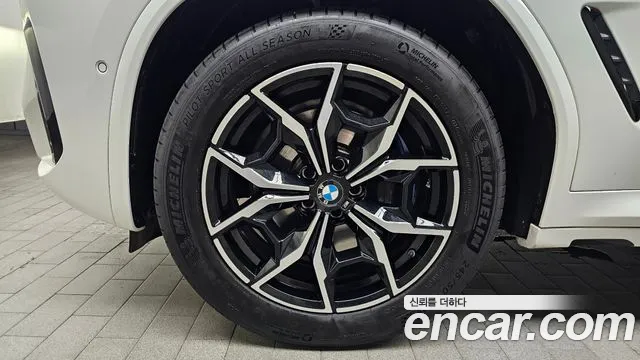 BMW X4 xDrive20i M Sport — Фото автомобиля 5