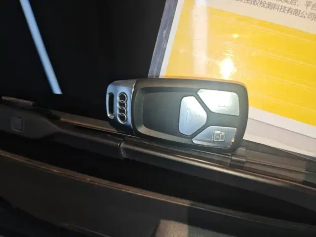 Audi A4L — Фото автомобиля 8