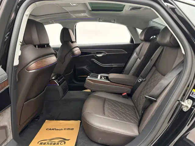 Audi A8 — Фото автомобиля 9