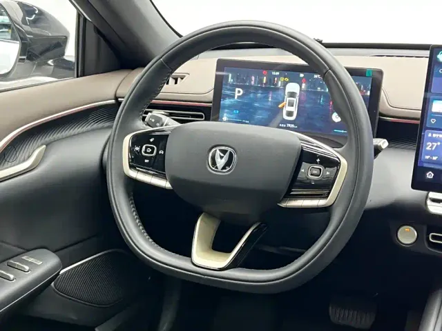Changan Eado — Фото автомобиля 20
