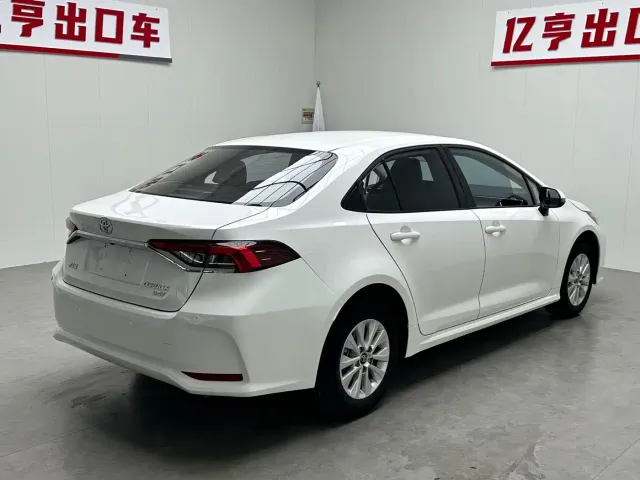 Toyota Corolla — Фото автомобиля 16