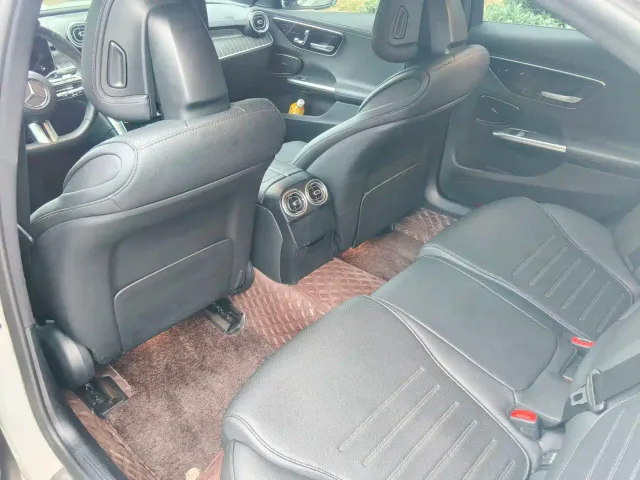 Mercedes-Benz C-Class — Фото автомобиля 6