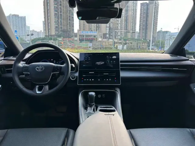 Toyota Avalon — Фото автомобиля 8