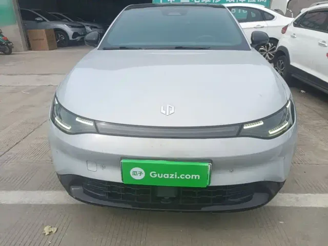 Leapmotor C01 — Фото автомобиля 2