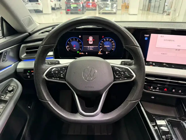 Volkswagen Lamando — Фото автомобиля 15