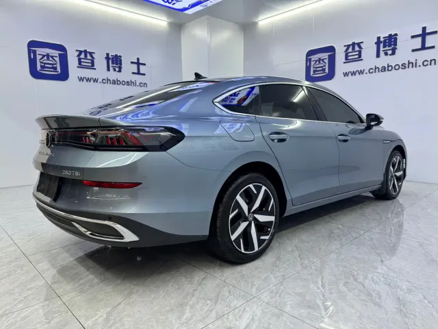 Volkswagen Lamando — Фото автомобиля 9