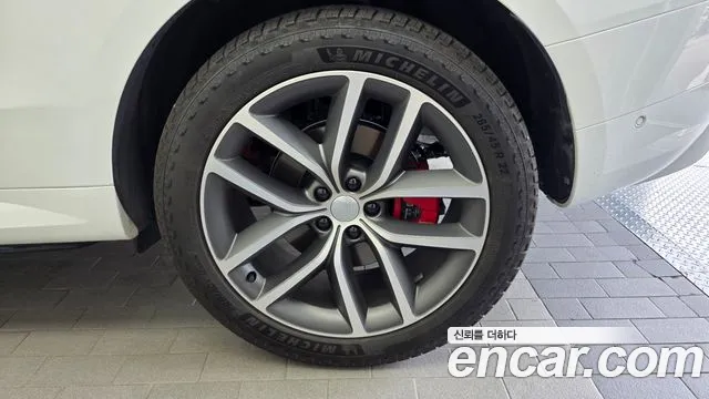 Land Rover Range Rover Sport — Фото автомобиля 19