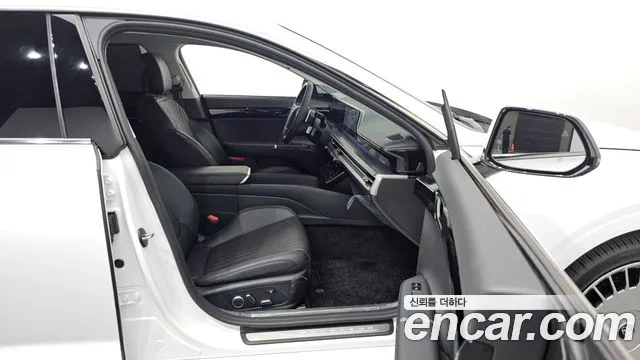 Hyundai Grandeur GN7 — Фото автомобиля 16