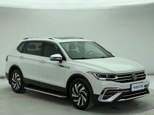 Volkswagen Tiguan L — Фото автомобиля 3