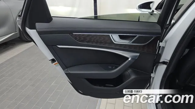 Audi A6 C8 — Фото автомобиля 13
