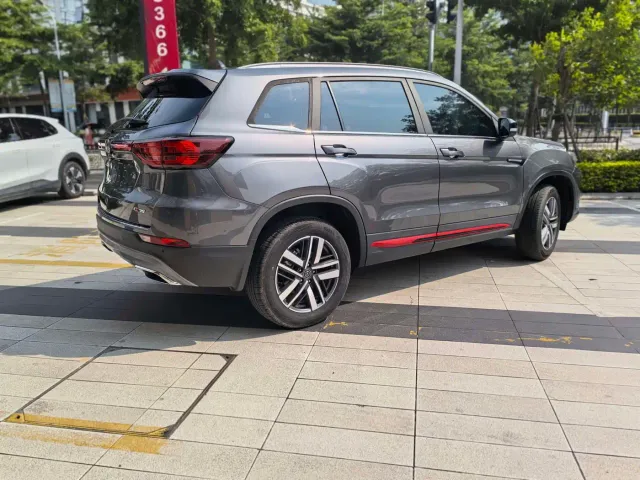 Changan CS75 — Фото автомобиля 3