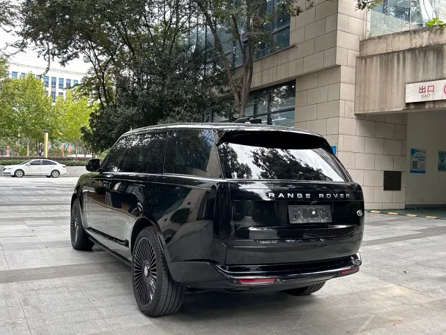 Land Rover Range Rover — Фото автомобиля 7