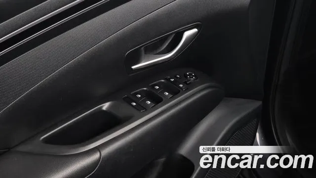 Hyundai Tucson Tucson (NX4) Дизель 2.0 4WD — Фото автомобиля 17