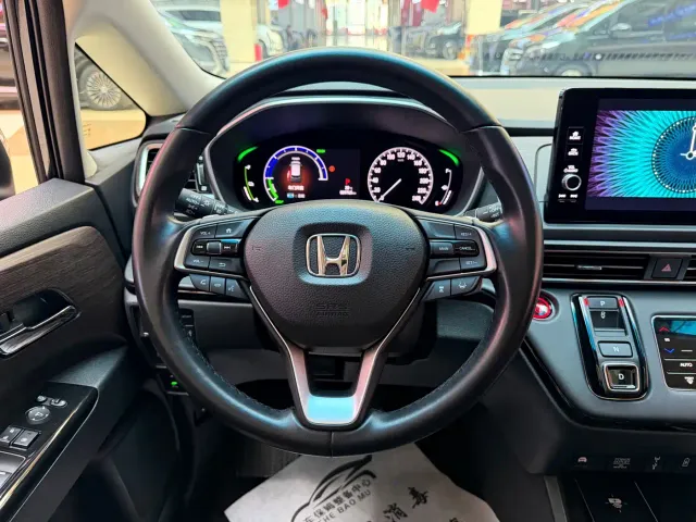 Honda Odyssey — Фото автомобиля 14