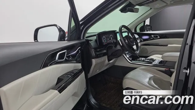 Kia Canival Carnival 4 поколение Бензин 7 мест Signature — Фото автомобиля 11