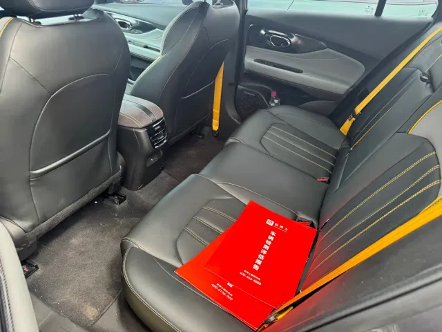 GAC Trumpchi Trumpchi Emkoo 2021 270T DCT J10 Sprinter Edition — Фото автомобиля 8