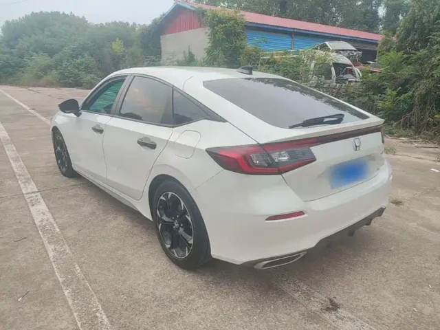Honda Civic — Фото автомобиля 4