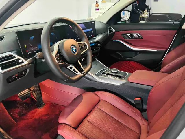 BMW i3 — Фото автомобиля 11