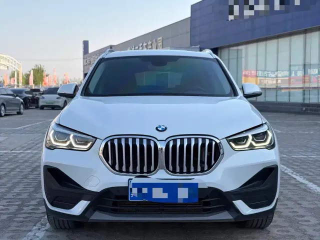 BMW X1 — Фото автомобиля 2