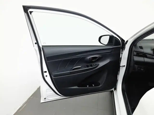 Toyota YARiS L Zhi Xuan — Фото автомобиля 8