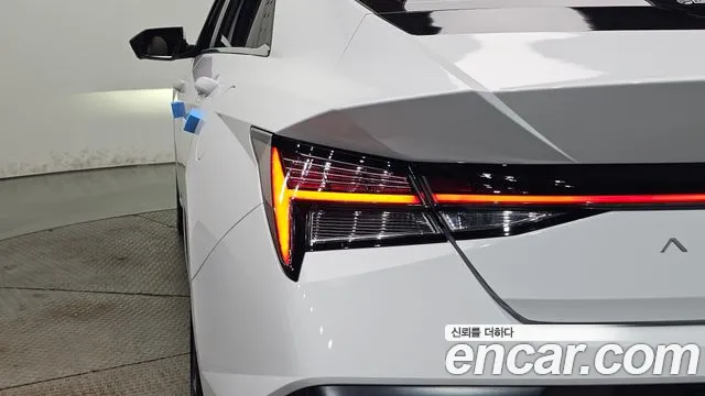 Hyundai Avante CN7 — Фото автомобиля 8