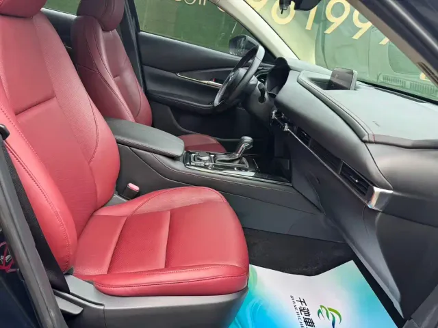 Mazda CX-30 — Фото автомобиля 7