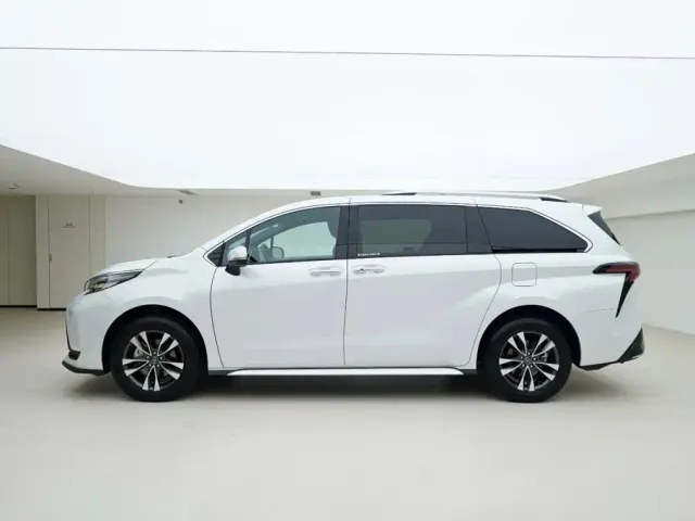 Toyota Granvia — Фото автомобиля 3