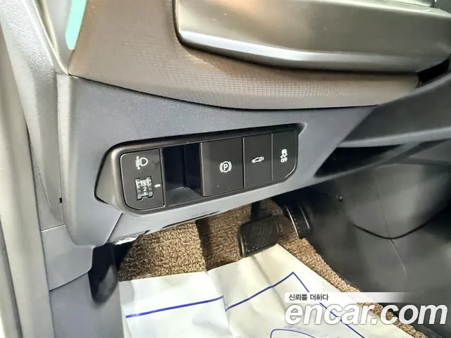Kia EV4 — Фото автомобиля 9
