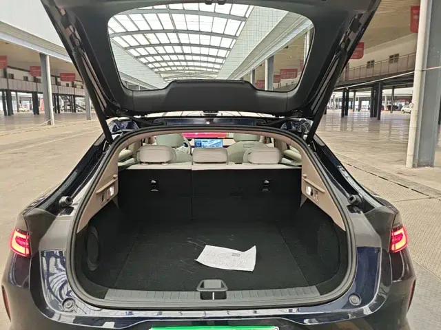 Changan Qiyuan A06 — Фото автомобиля 18