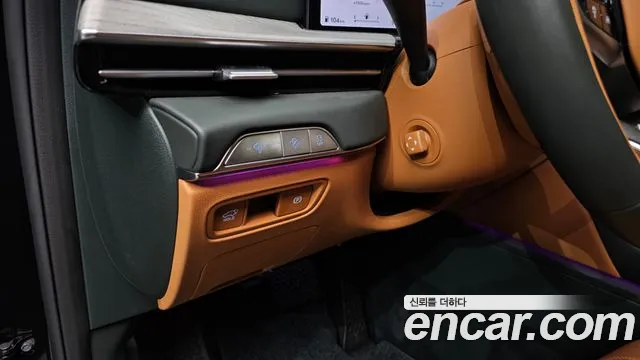 Genesis GV80 2.5T Бензин AWD — Фото автомобиля 18