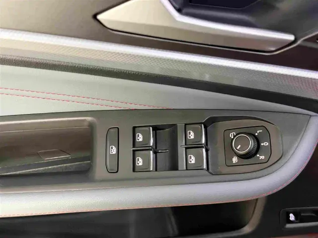 Volkswagen Lamando — Фото автомобиля 12