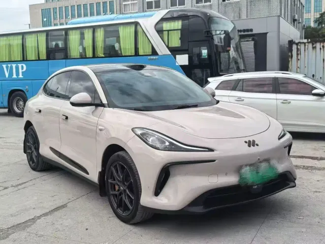 IM Motors LS6 — Фото автомобиля 3