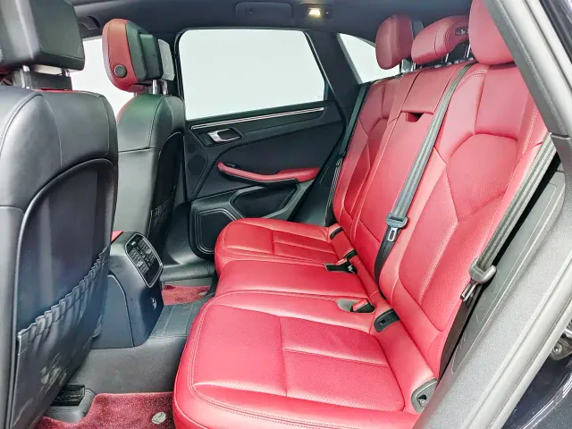 Porsche Macan — Фото автомобиля 14