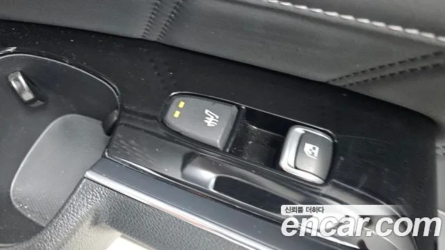 Kia Sorento Sorento 4-е поколение Дизель 2.2 2WD — Фото автомобиля 19