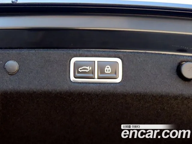 Hyundai Grandeur GN7 — Фото автомобиля 20