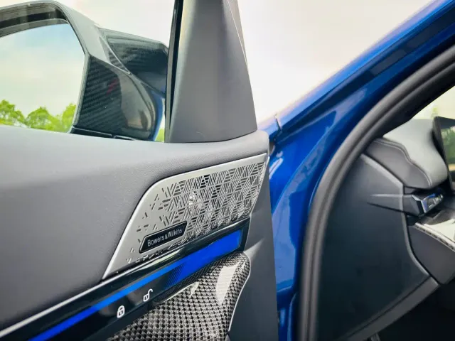 BMW M5 — Фото автомобиля 10