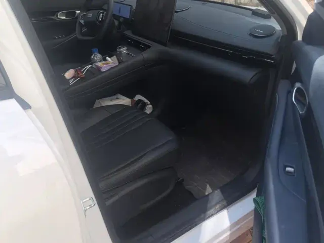 Geely Galaxy E5 — Фото автомобиля 8