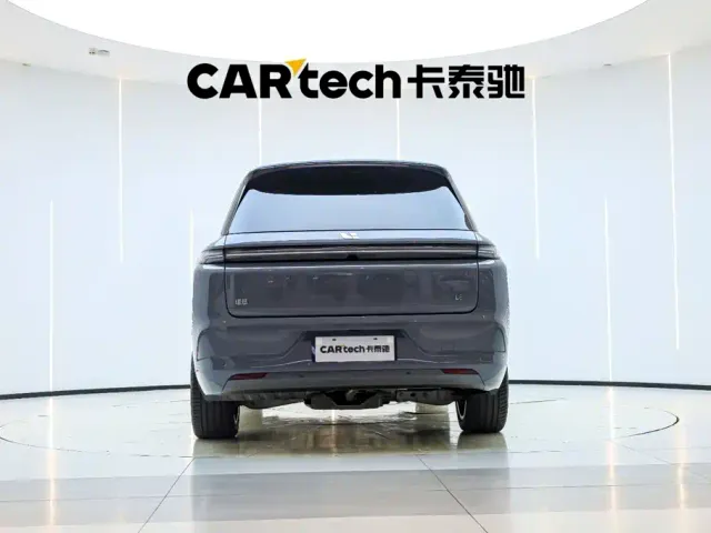 Li Auto L8 — Фото автомобиля 6