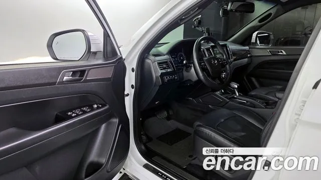 KG_Mobility_Ssangyong Rexton Новый Rexton Sport Khan Дизель 2.2 4WD — Фото автомобиля 10