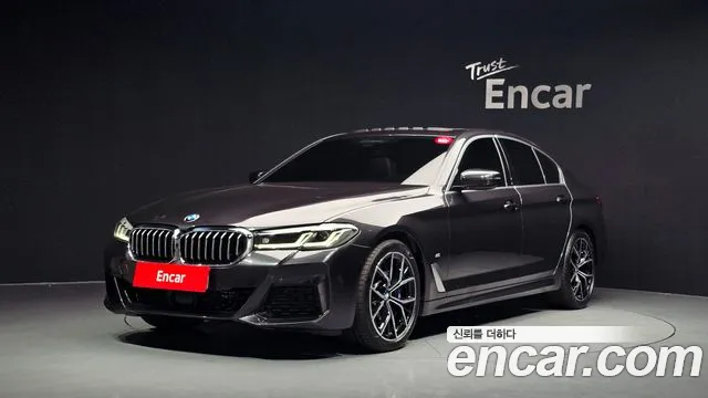 Фотография автомобиля — BMW 5 Series G30