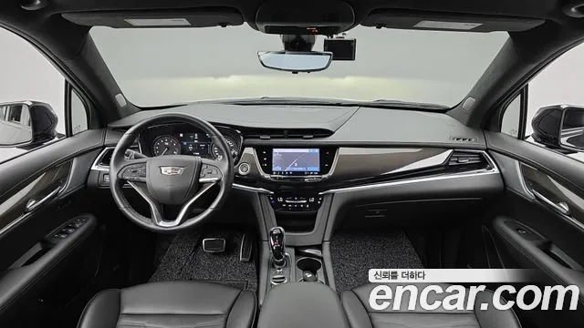 Cadillac XT6 — Фото автомобиля 7