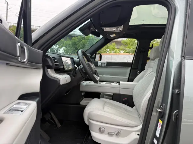 BYD FangChengBao Titanium 7 — Фото автомобиля 7