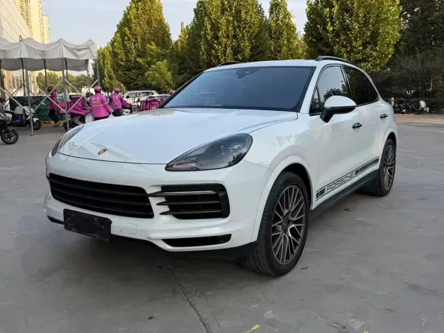 Фотография автомобиля — Porsche Cayenne