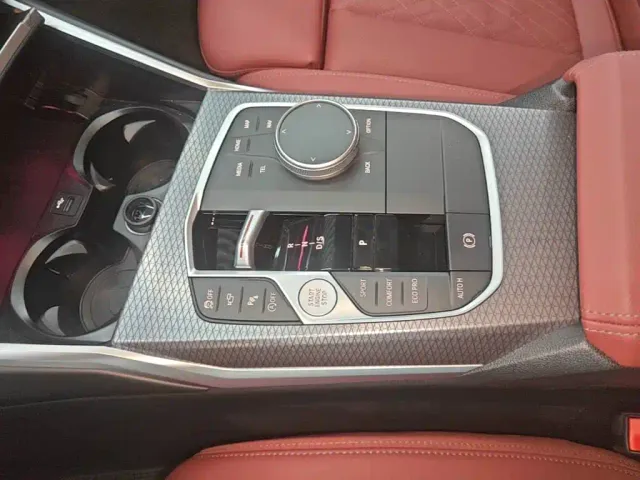 BMW 3 Series — Фото автомобиля 13
