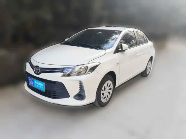 Фотография автомобиля — Toyota Vios