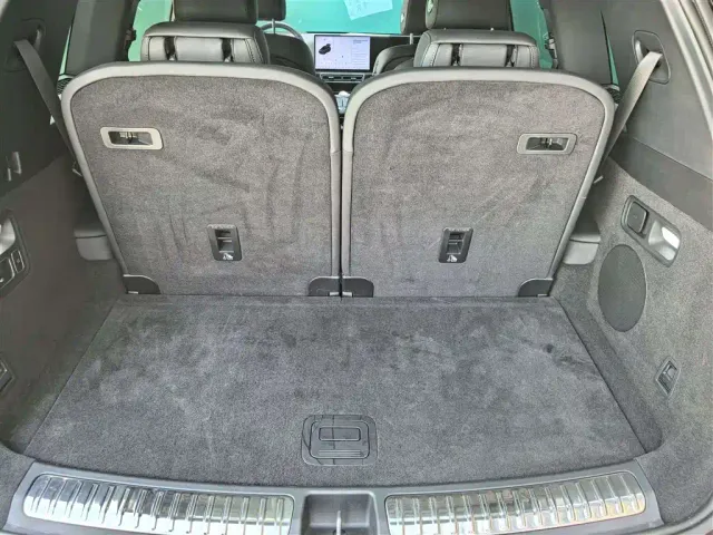 Li Auto L8 — Фото автомобиля 9