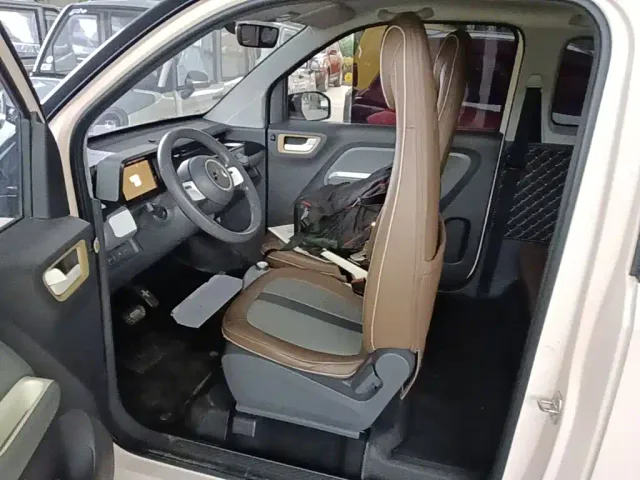 Wuling Hongguang Mini EV — Фото автомобиля 14