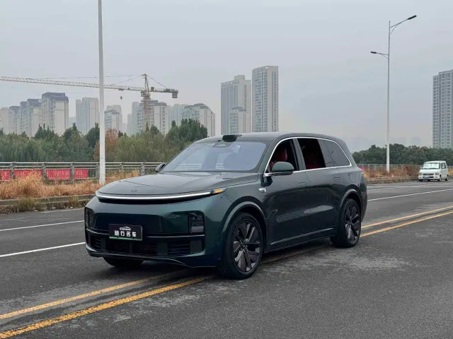 Фотография автомобиля — Li Auto L9