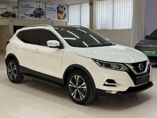 Nissan Qashqai — Фото автомобиля 3