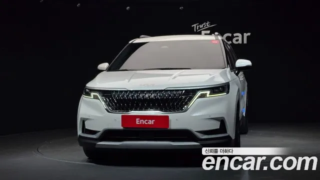 Kia Canival Carnival 4 поколение Дизель 9 мест Prestige — Фото автомобиля 3